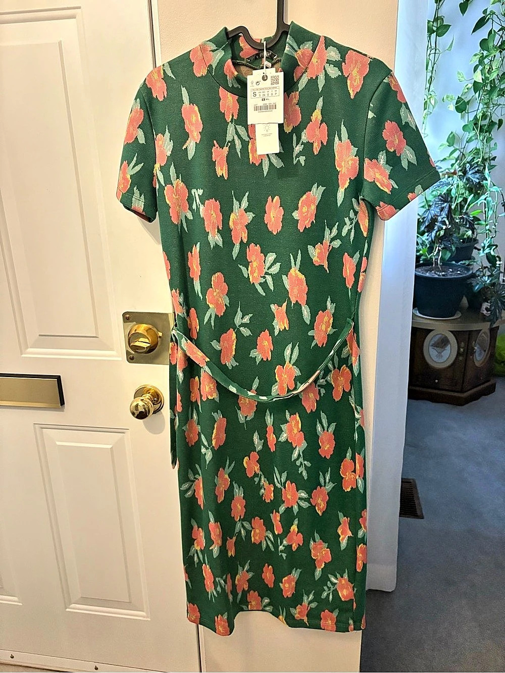 Zara Floral Jacquard Knit Midi Dress Green & Pink small
